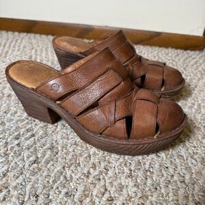 Born Brown Leather Woven Fisherman Mules Platform Clog Sandals Chunky Heel 11
